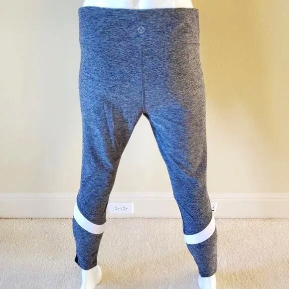 Vogo Athletica Gray Activewear Leggings SZ L - Picture 5 of 7